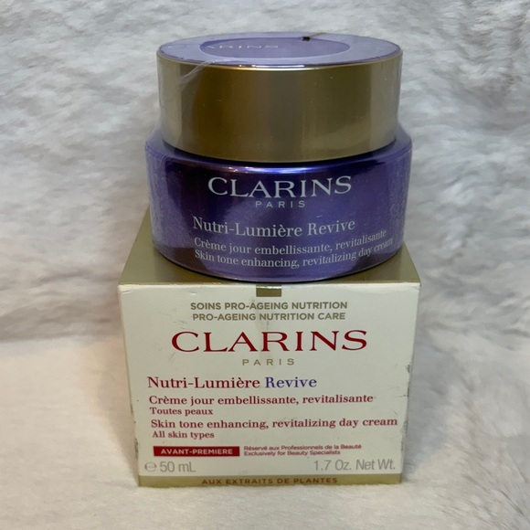 Clarins Nutri-Lumière Revive Cream Full Size 50ml/1.7 oz - Picture 2 of 6